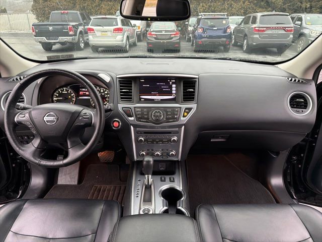 Used 2018 Nissan Pathfinder SL image 27