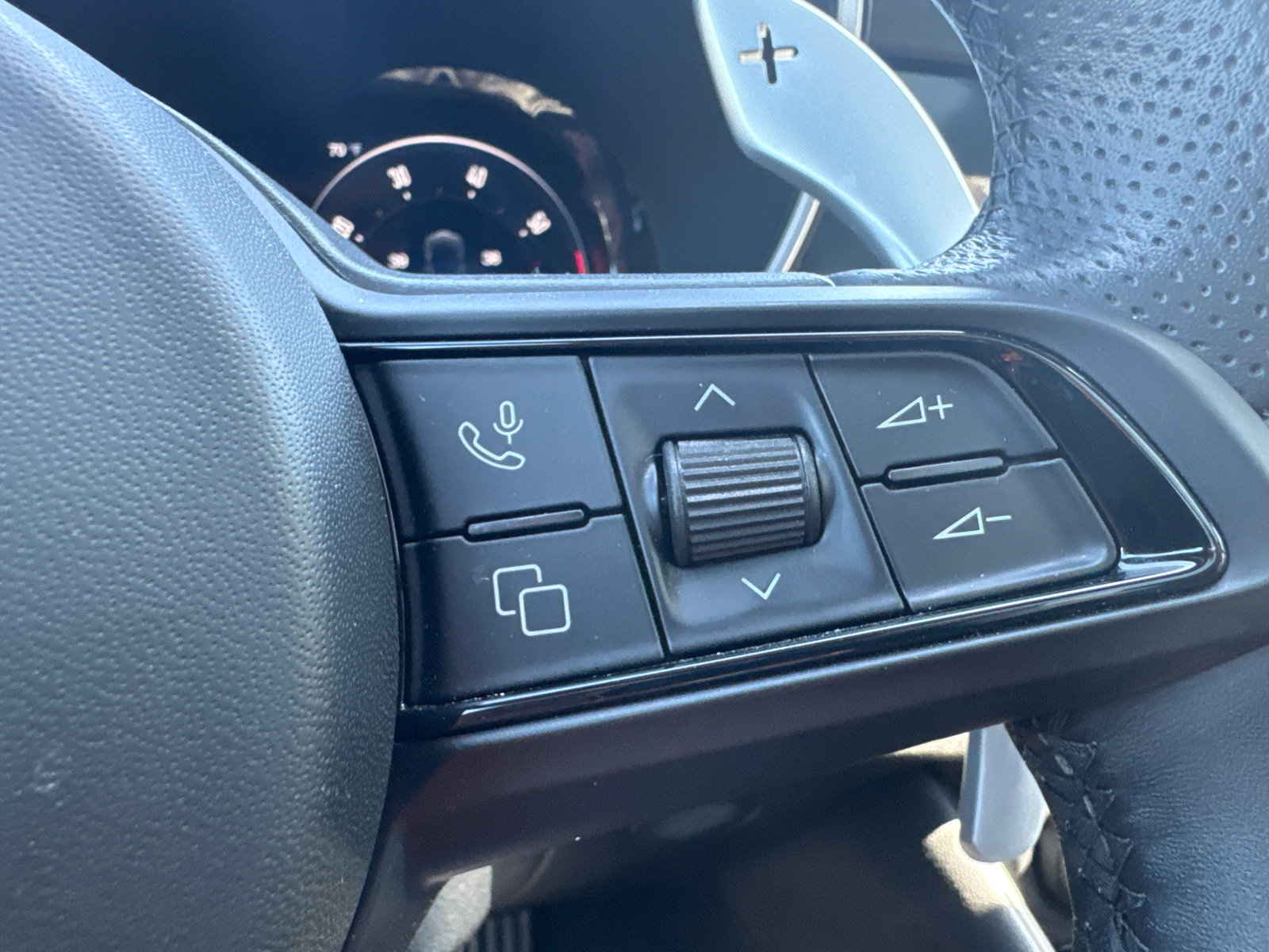 Used 2024 Alfa Romeo Giulia Veloce image 35