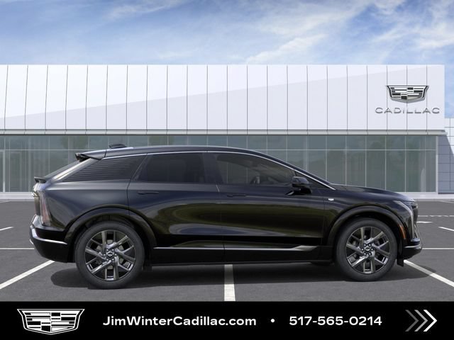 New 2027 Cadillac Optiq Luxury w/ LPO, Floor Liner Package AWD/4WD image 5