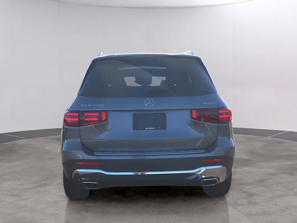 New 2026 Mercedes-Benz GLB 250 4MATIC image 6