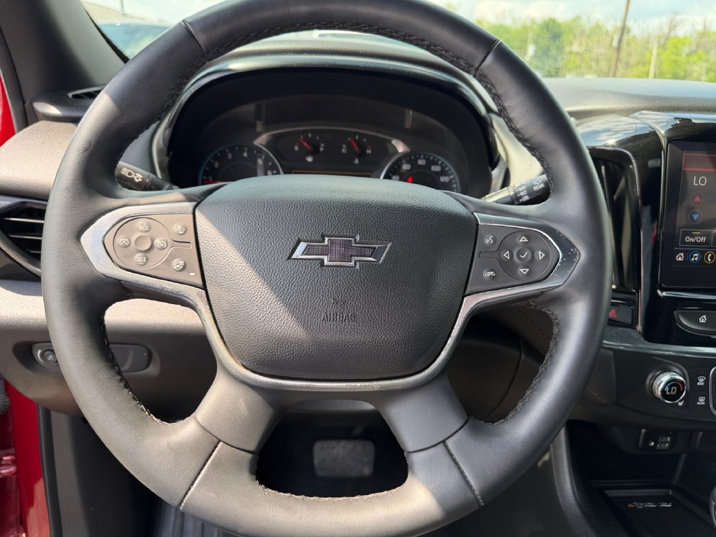 Used 2023 Chevrolet Traverse RS AWD/4WD image 15