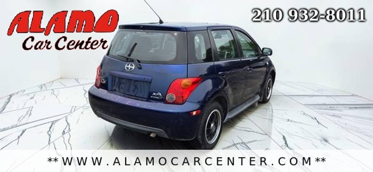 Used 2005 Scion xA FWD image 5