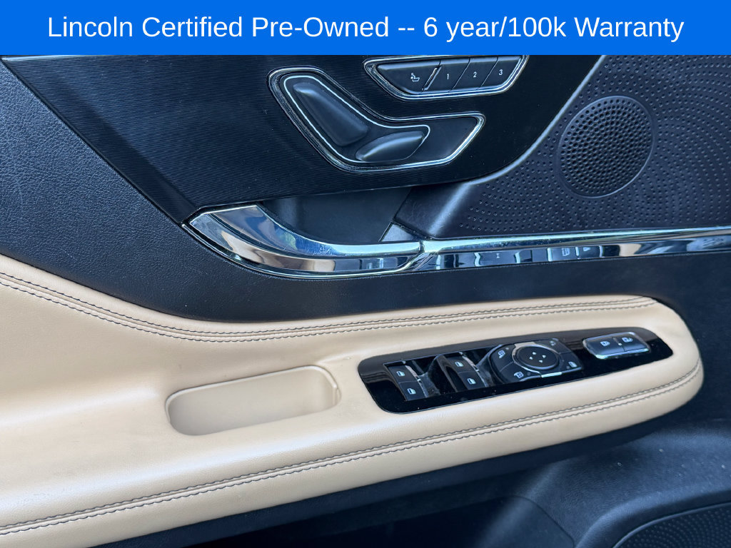 Used 2023 Lincoln Corsair Reserve AWD/4WD image 26