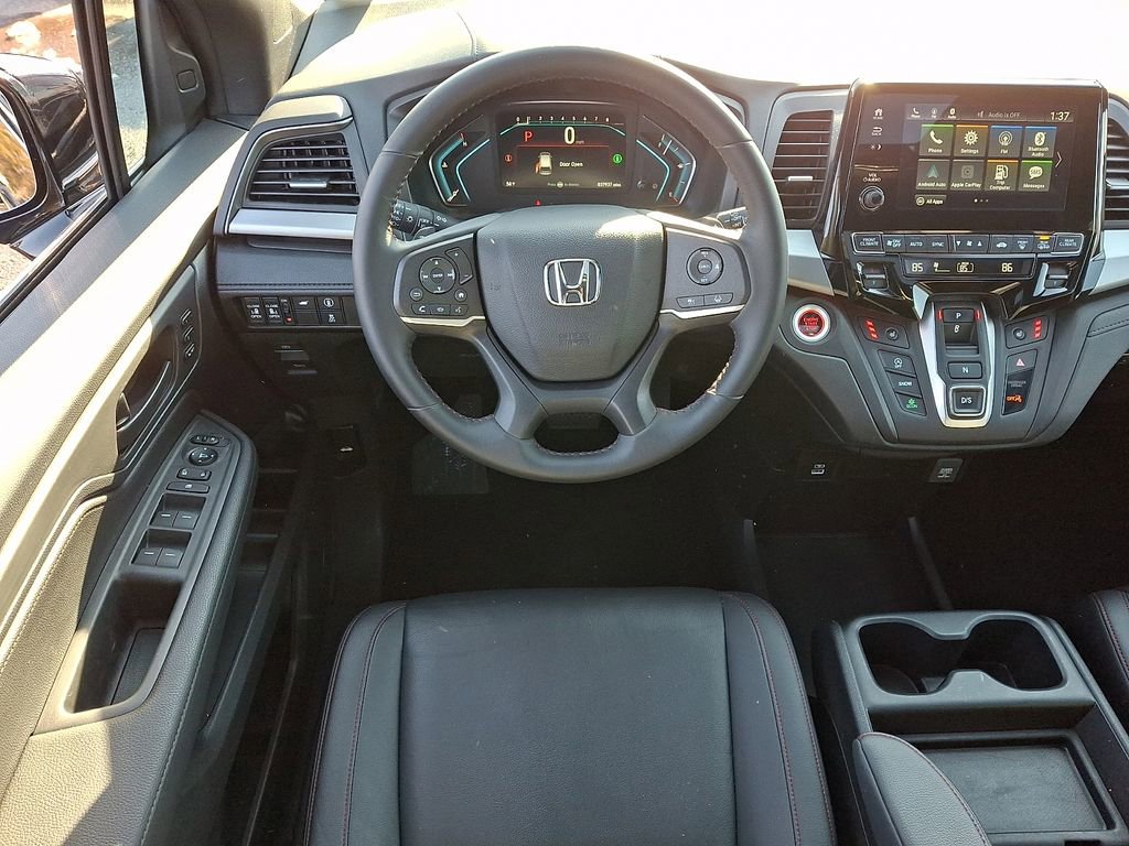 Used 2023 Honda Odyssey Sport image 11