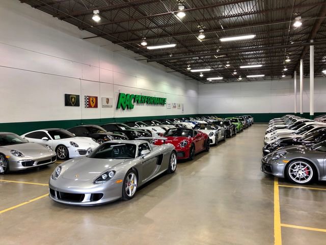 Used 2018 Porsche 911 Carrera T image 11