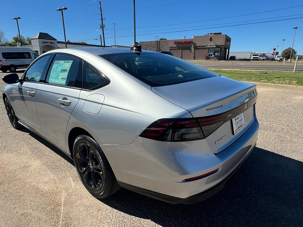 New 2025 Honda Accord SE image 6