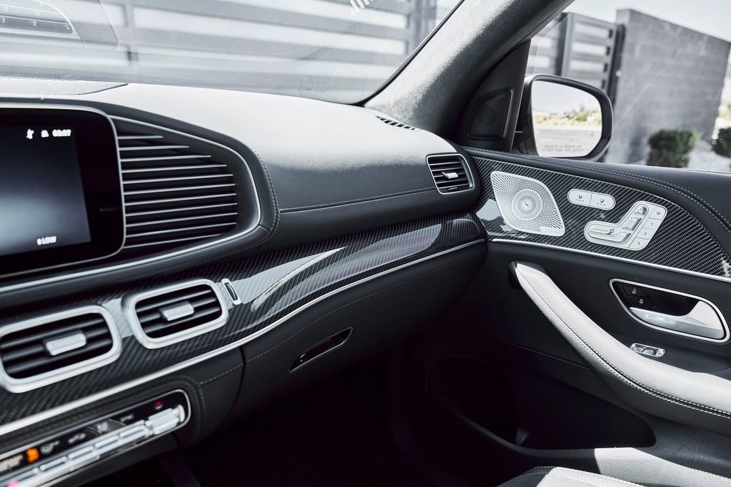 Used 2025 Mercedes-Benz GLS 63 AMG 4MATIC image 84