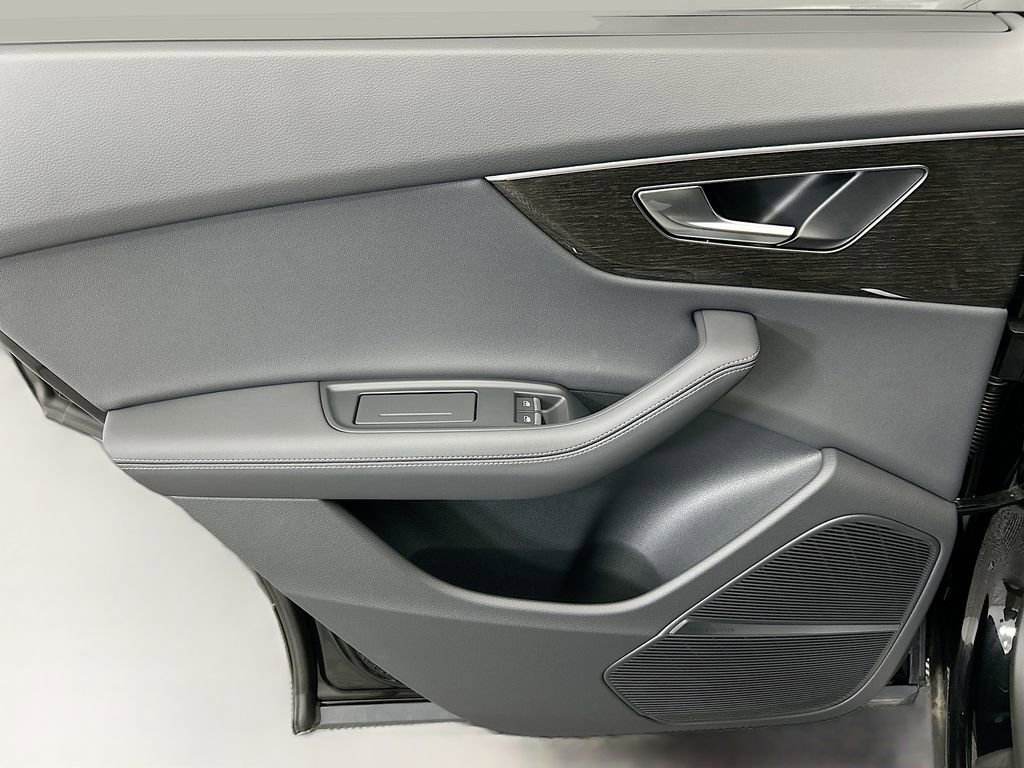 New 2026 Audi Q8 Premium Plus image 25
