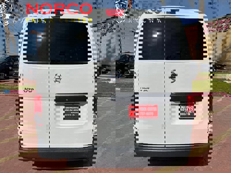 Used 2020 Nissan NV200 S w/ Back Door Glass Package image 10