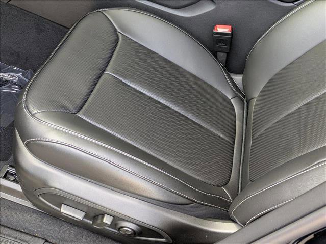 New 2025 Jeep Grand Cherokee Limited w/ Luxury Tech Group II video 4