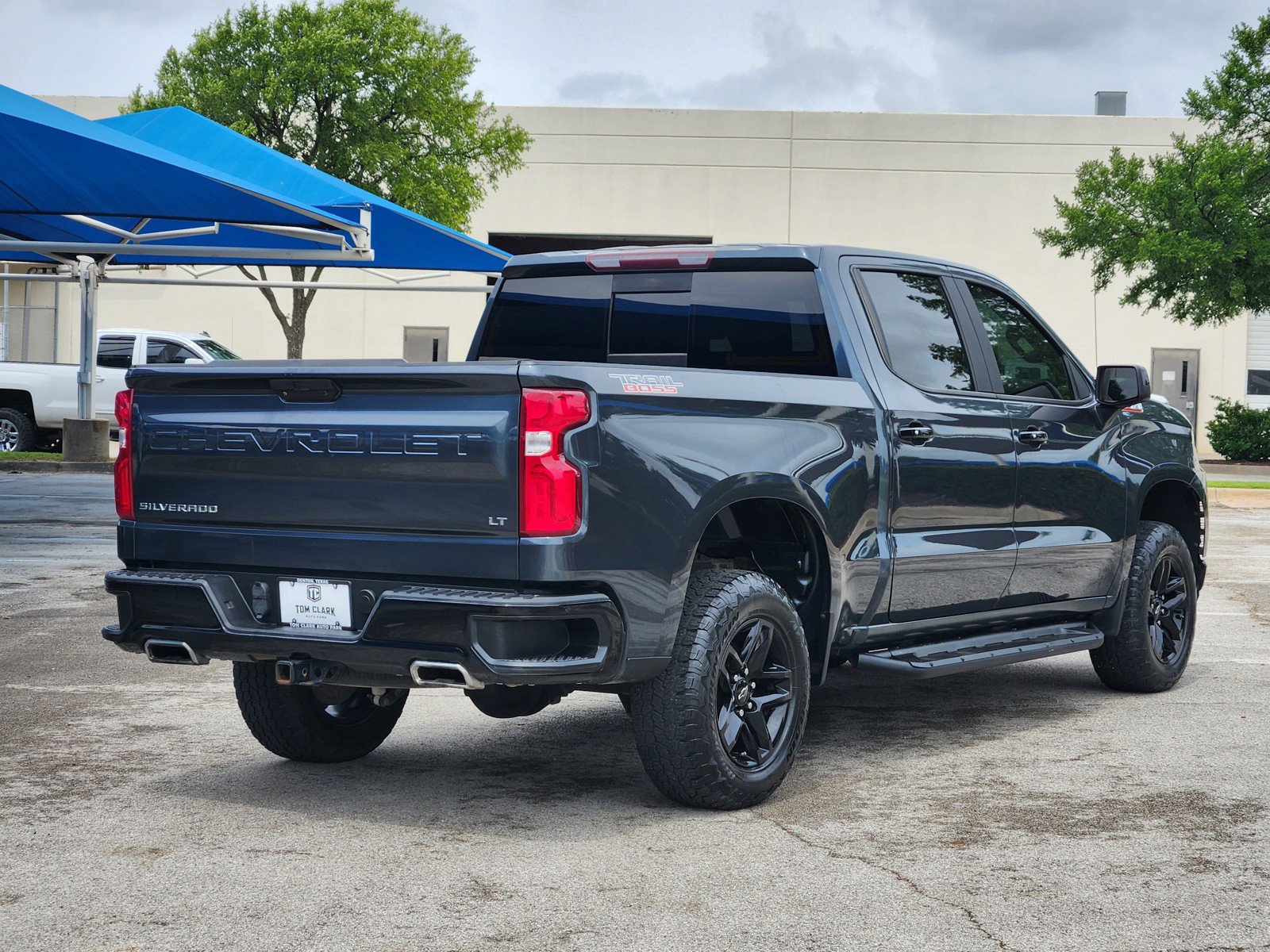 Used 2019 Chevrolet Silverado 1500 LT Trail Boss AWD/4WD image 5