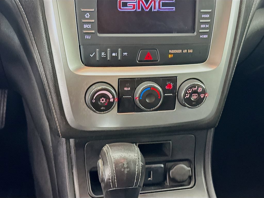 Used 2015 GMC Acadia SLE FWD image 13