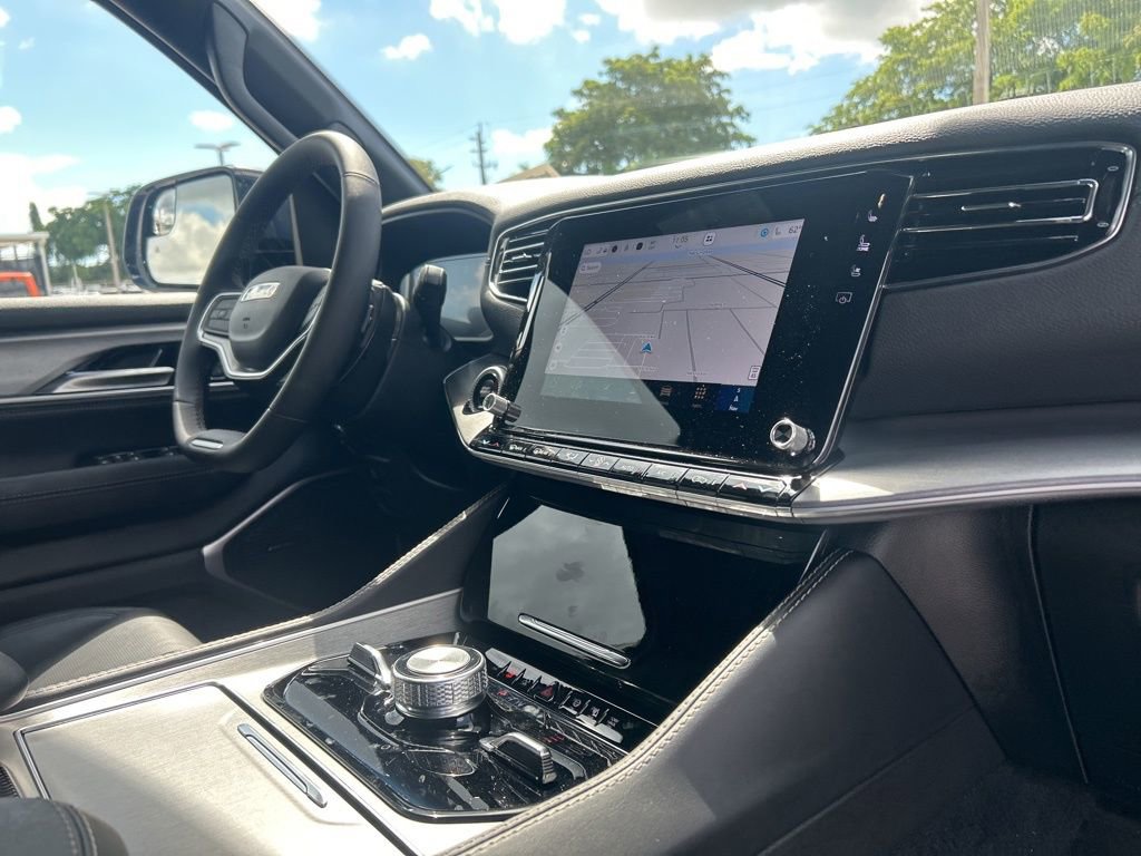 New 2025 Jeep Wagoneer Series II image 25