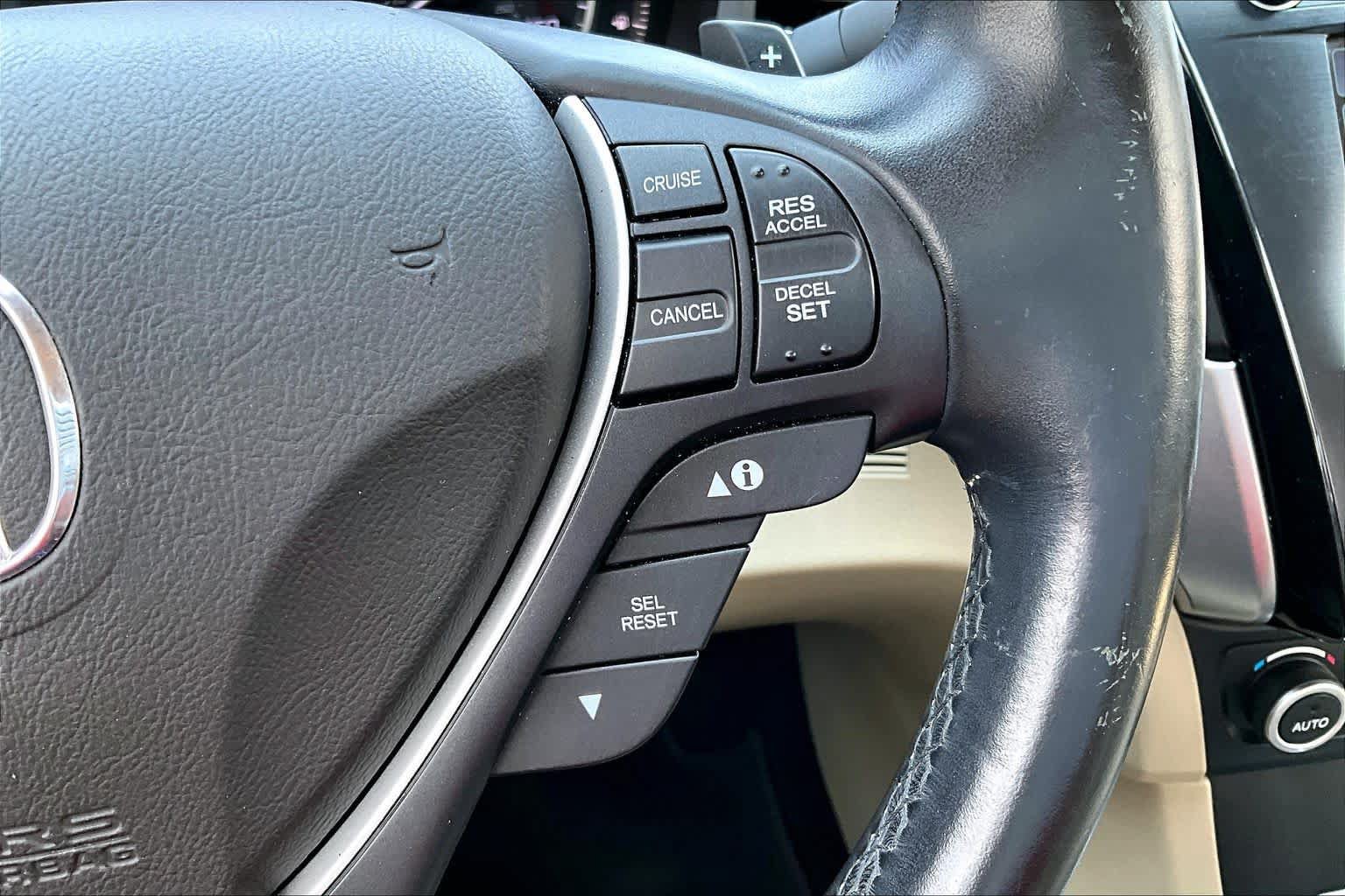 Used 2017 Acura ILX FWD image 22