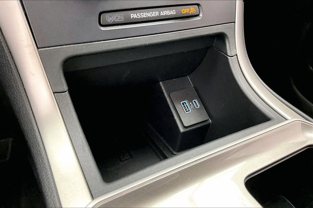 Certified 2023 Ford Edge SEL w/ Convenience Package AWD/4WD image 32