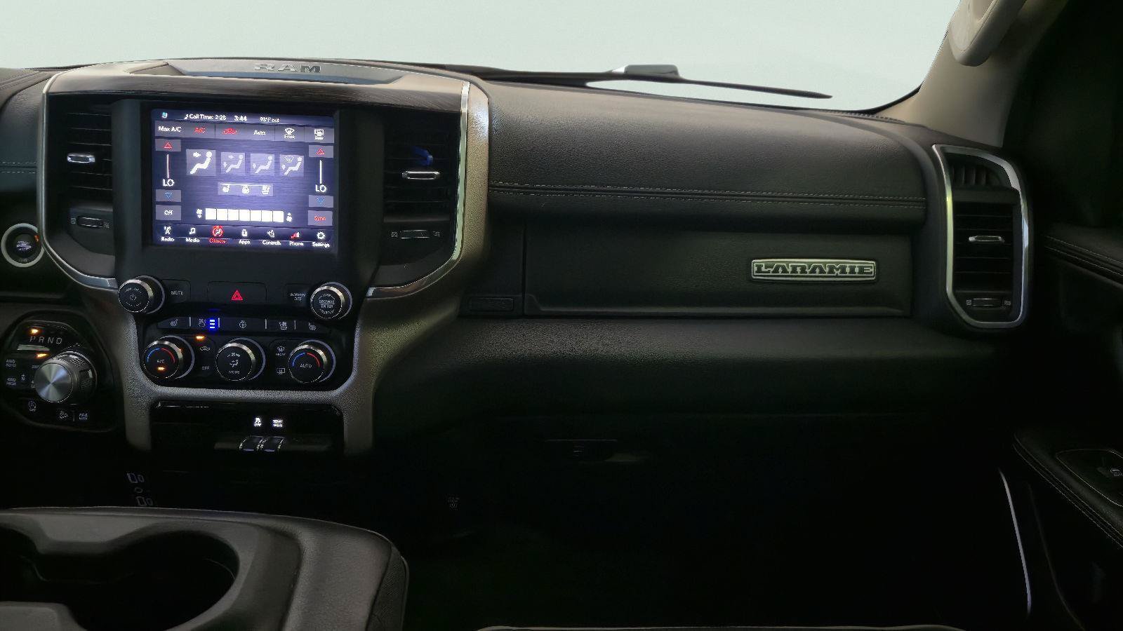 Used 2019 RAM 1500 Laramie w/ Off Road Group AWD/4WD image 21