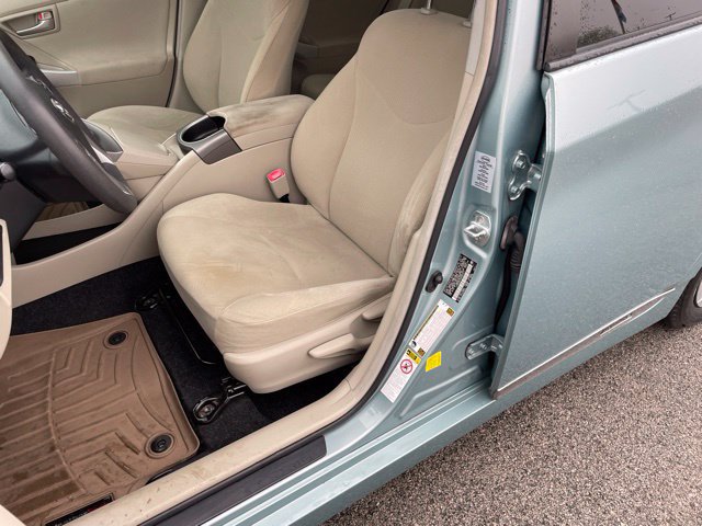 Used 2013 Toyota Prius Two FWD image 17