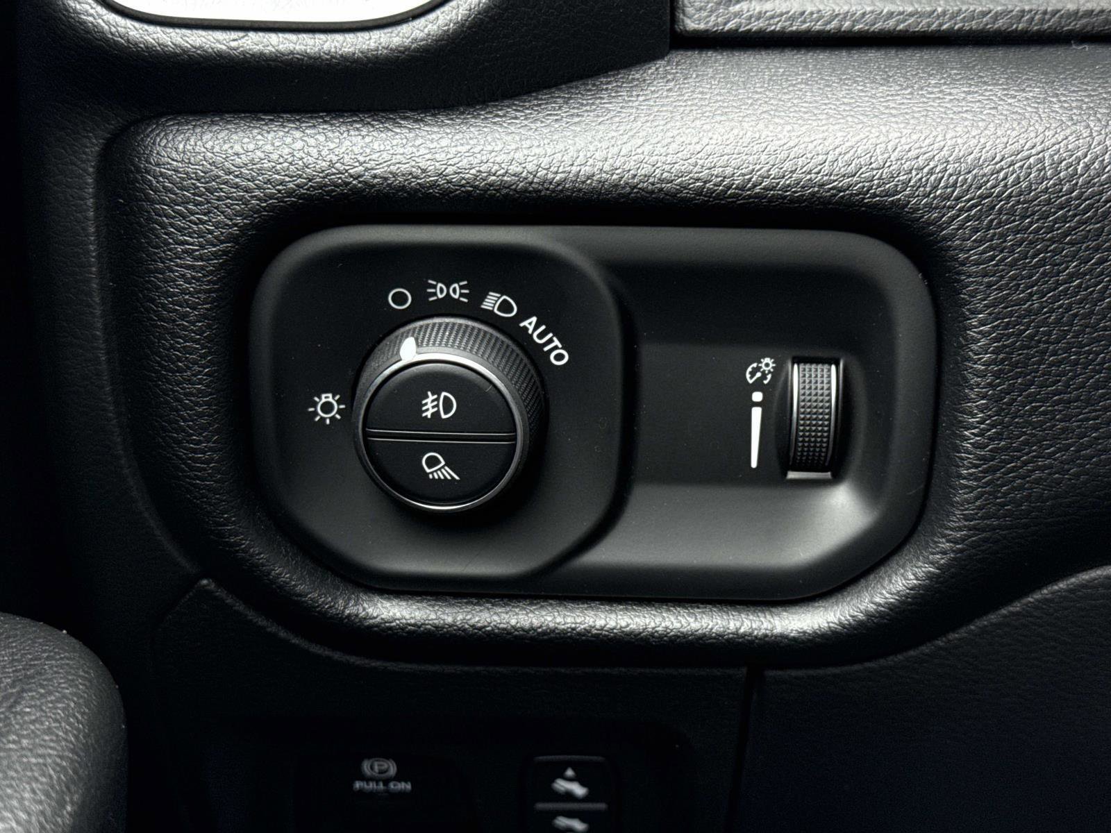 Used 2022 RAM 1500 Big Horn image 12