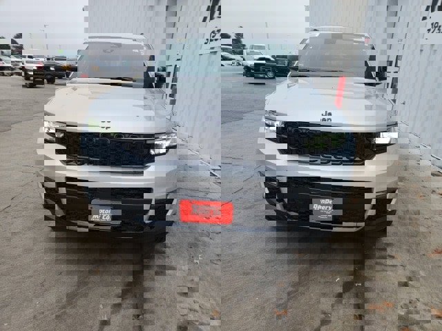 New 2025 Jeep Grand Cherokee L Limited image 8