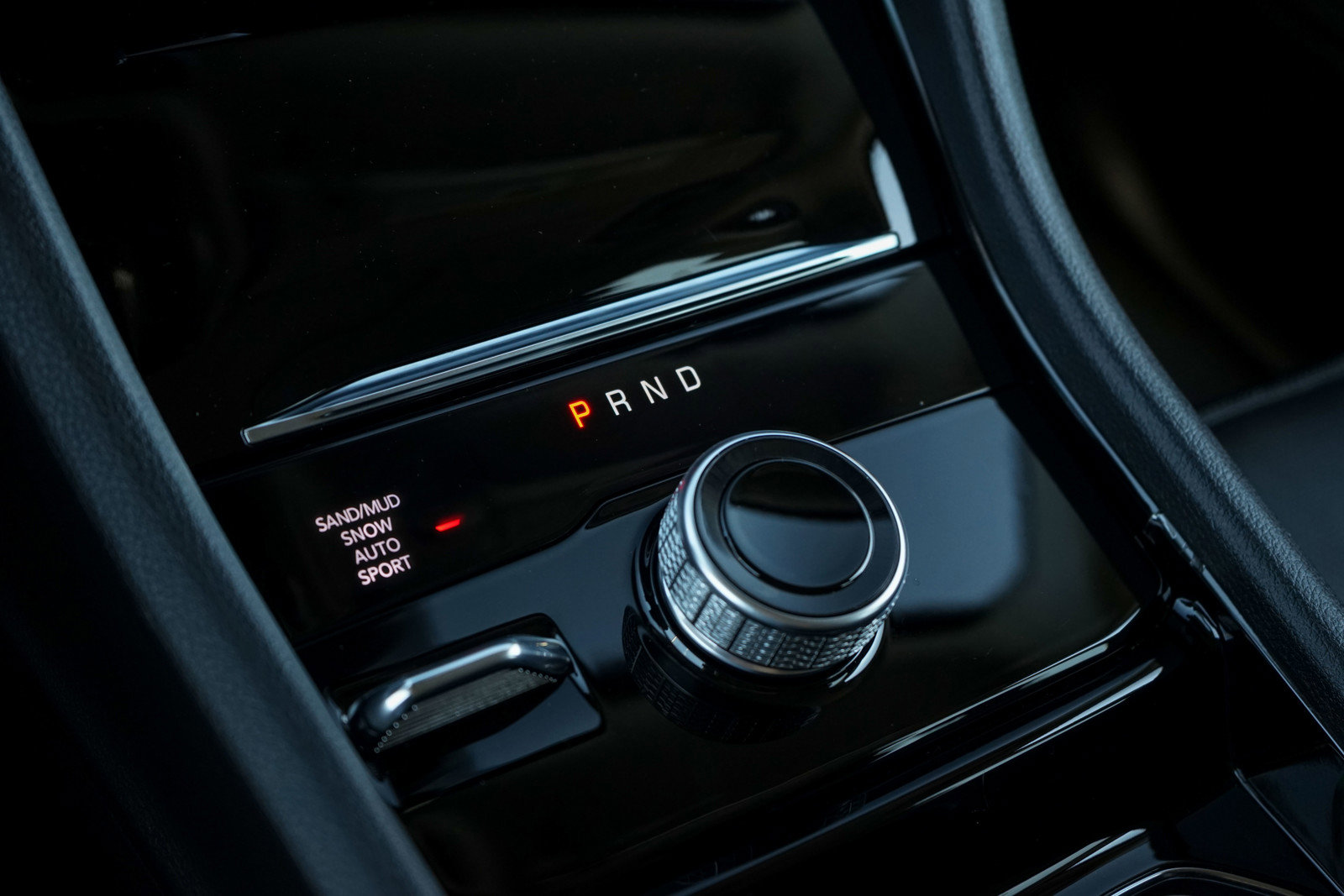 Used 2022 Jeep Grand Cherokee L Limited w/ Luxury Tech Group II image 18