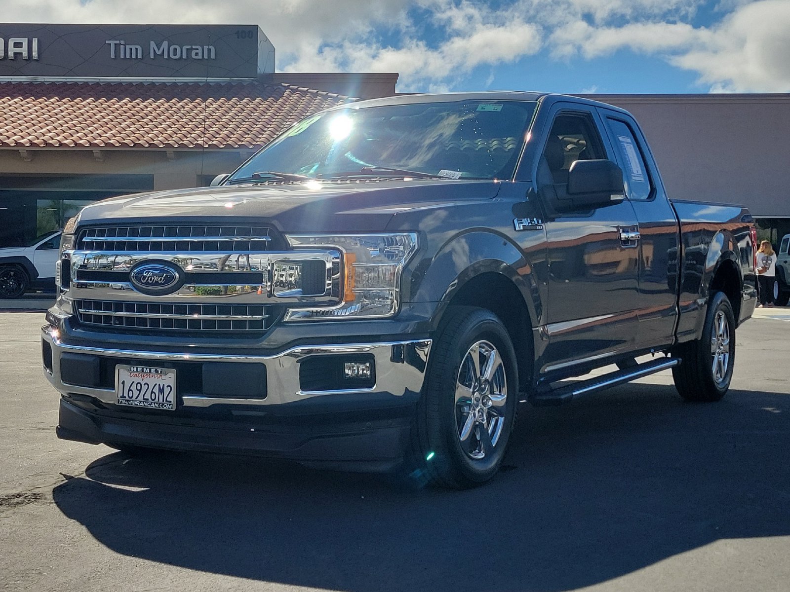 Used 2018 Ford F150 XLT w/ Equipment Group 302A Luxury RWD image 5