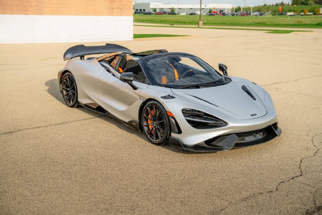Used 2022 McLaren 765LT RWD image 33