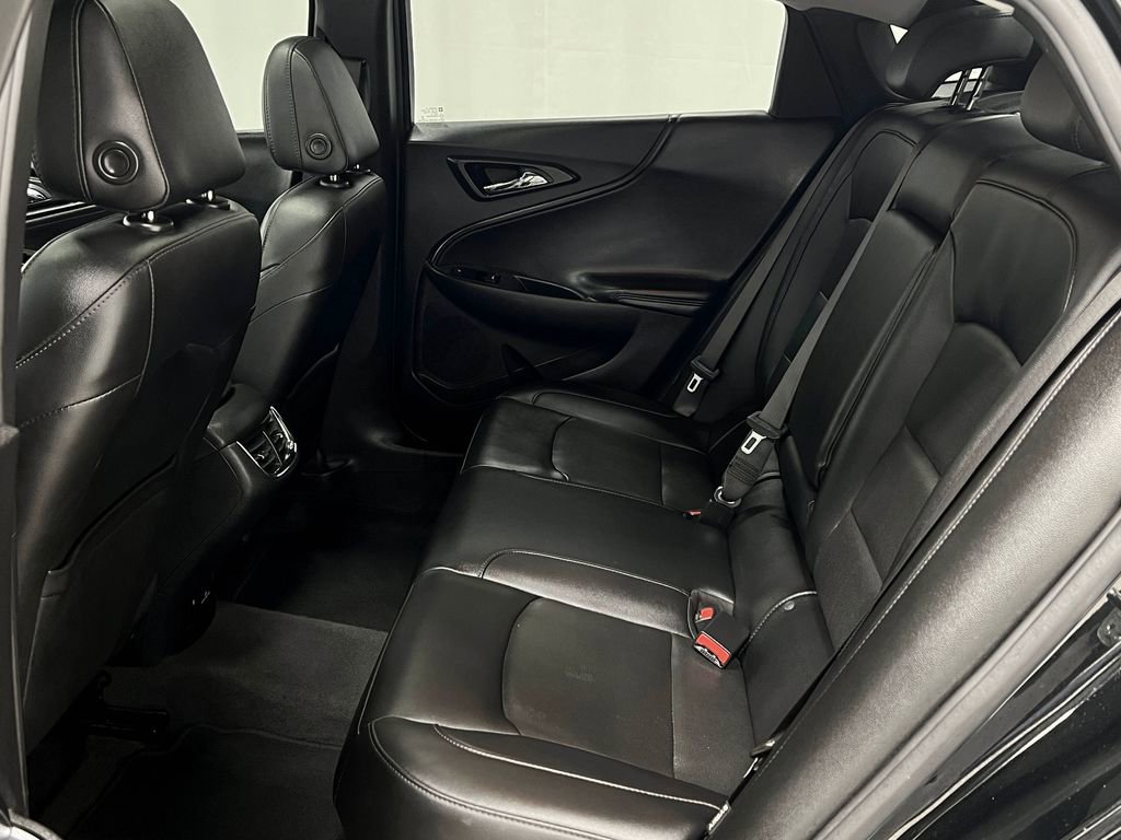 Used 2020 Chevrolet Malibu Premier image 32