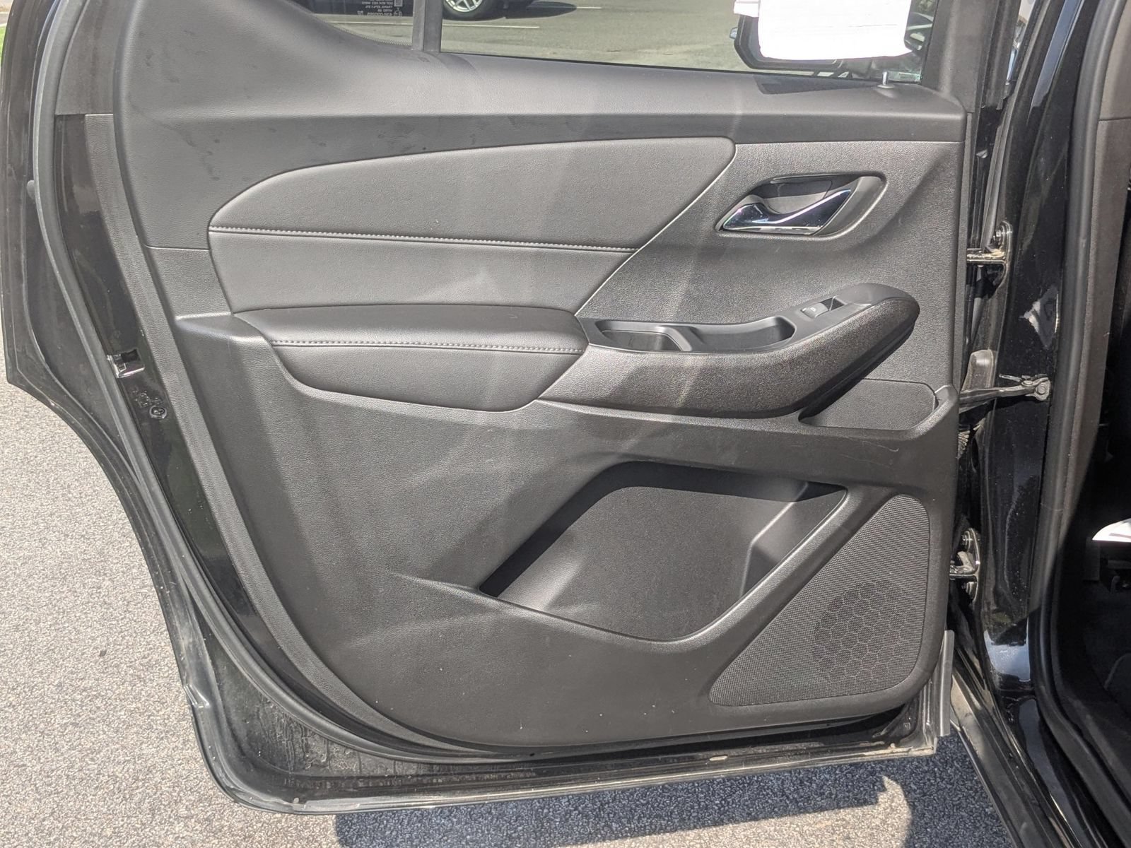 Used 2022 Chevrolet Traverse LT AWD/4WD image 28