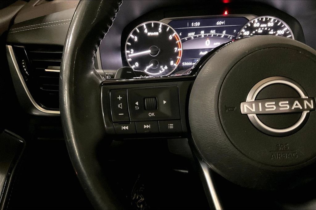 Used 2023 Nissan Rogue SL w/ SL Premium Package image 17