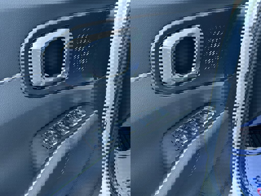 New 2026 Kia Sorento S w/ S Panoramic Sunroof Package image 19