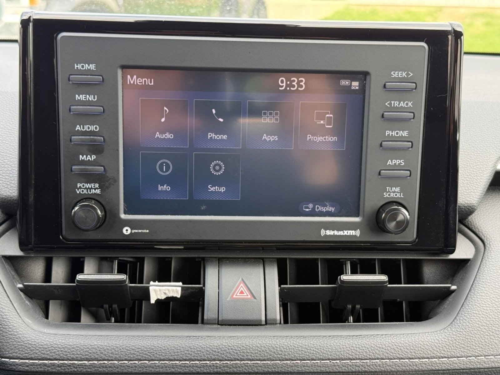 Used 2021 Toyota RAV4 LE AWD/4WD image 14