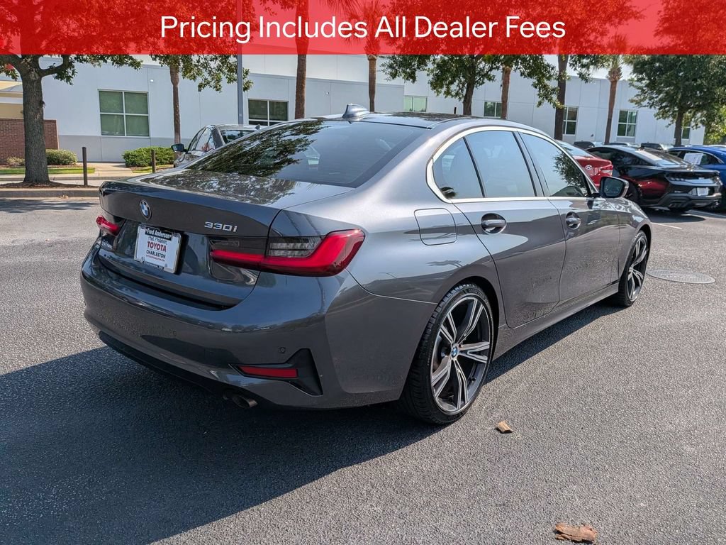 Used 2022 BMW 330i Sedan w/ Premium Package RWD image 4