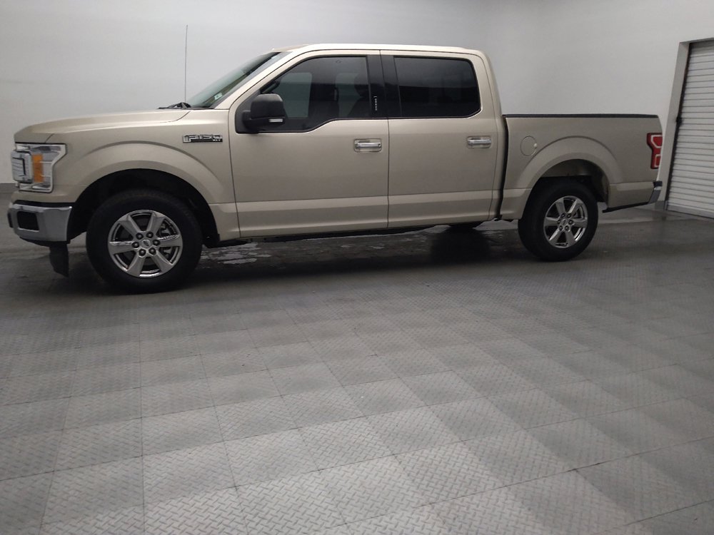 Used 2018 Ford F150 XLT w/ Equipment Group 302A Luxury RWD image 2