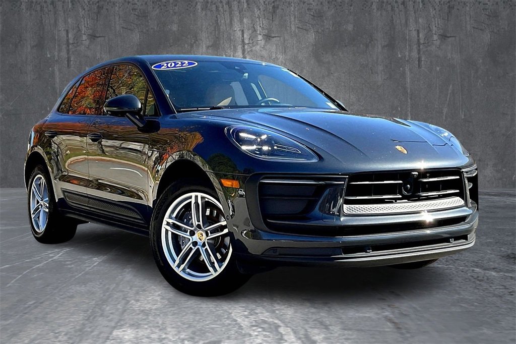 Used 2022 Porsche Macan image 3