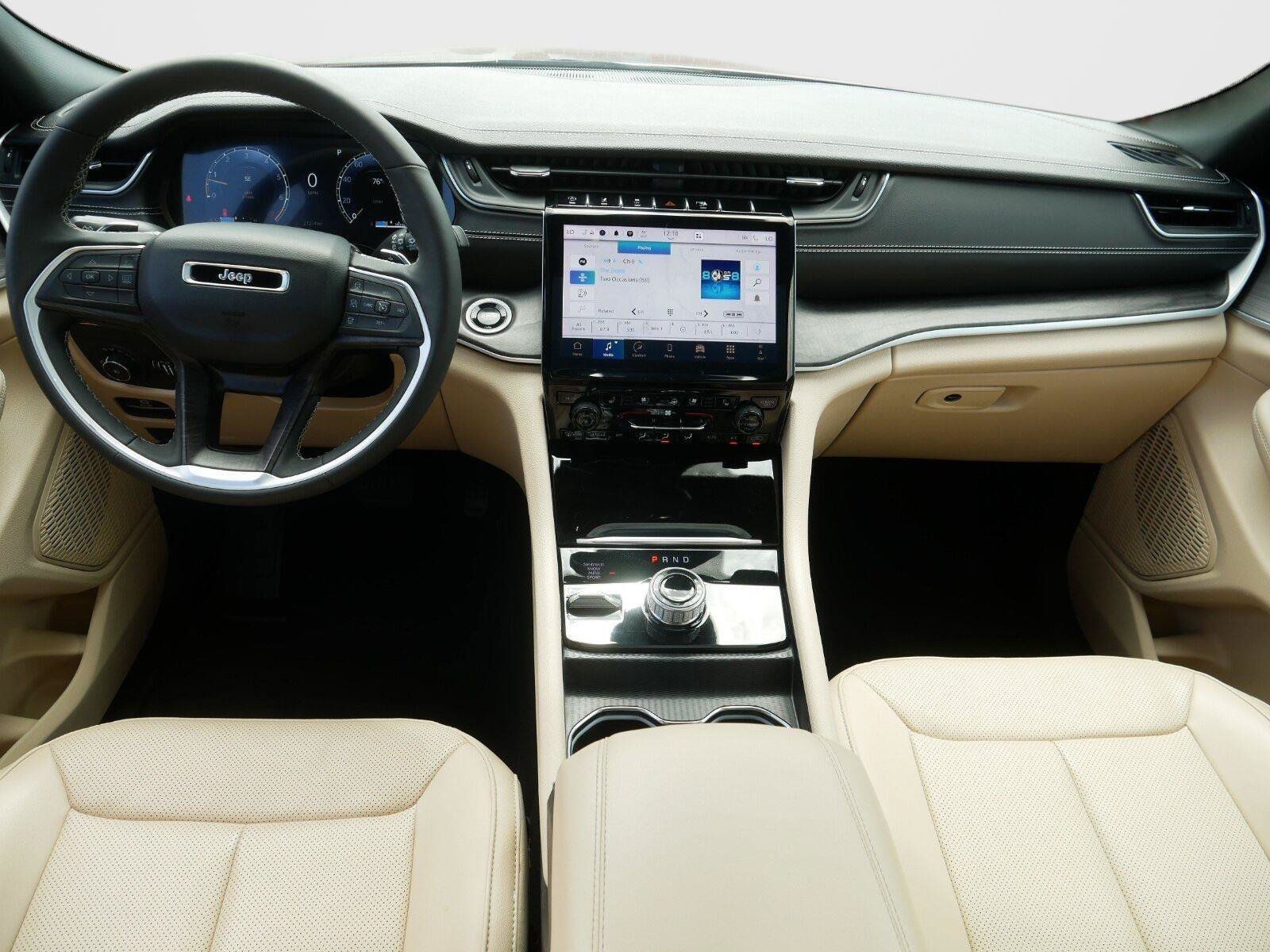 New 2025 Jeep Grand Cherokee L Limited AWD/4WD image 21