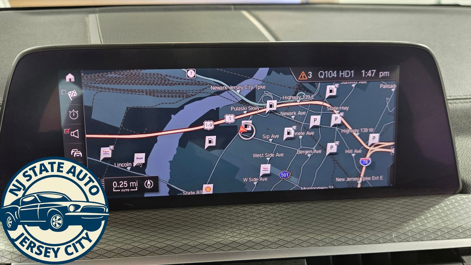 Used 2021 BMW X3 xDrive30i w/ M Sport Package image 16