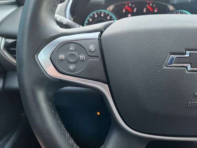 Used 2023 Chevrolet Traverse LT image 30