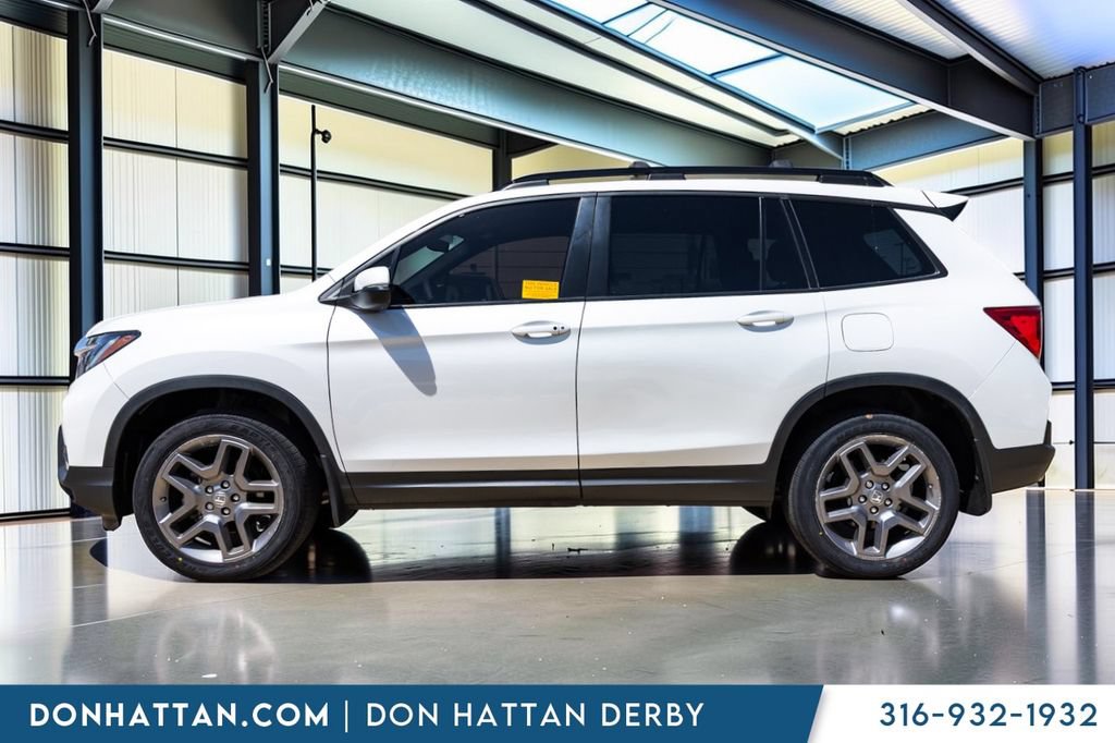 Used 2023 Honda Passport EX-L image 3
