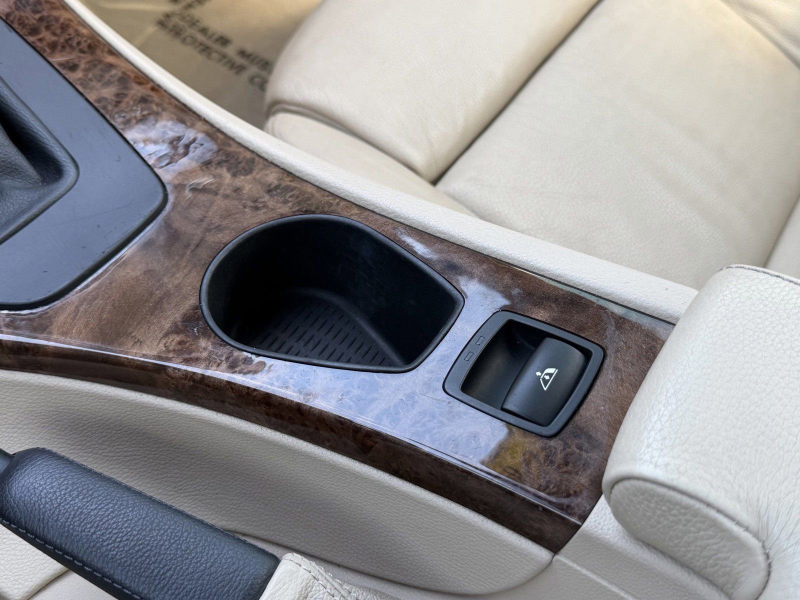 Used 2008 BMW 335i Convertible image 20