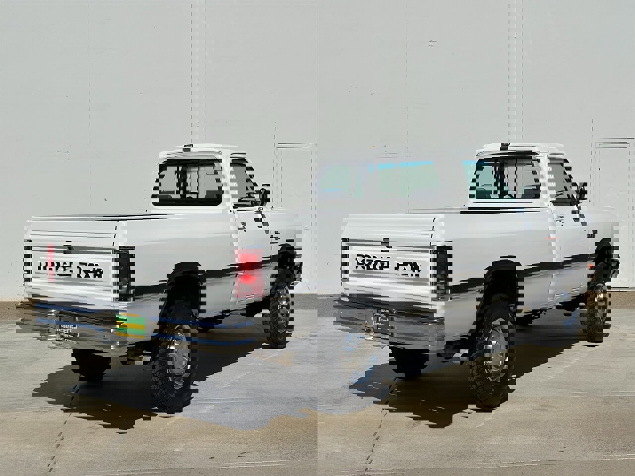 Used 1991 Dodge D/W Truck 250 image 4