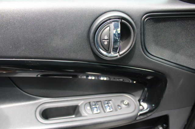 Used 2021 MINI Cooper Countryman S FWD image 23