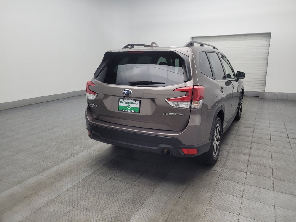 Used 2022 Subaru Forester Premium AWD/4WD image 9