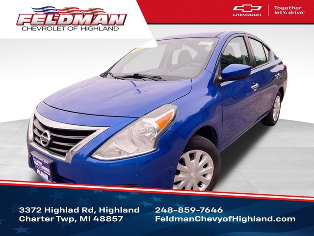 Used 2017 Nissan Versa SV FWD image 1