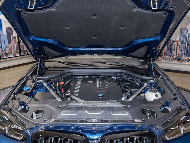 Certified 2025 BMW X4 M40i AWD/4WD image 5