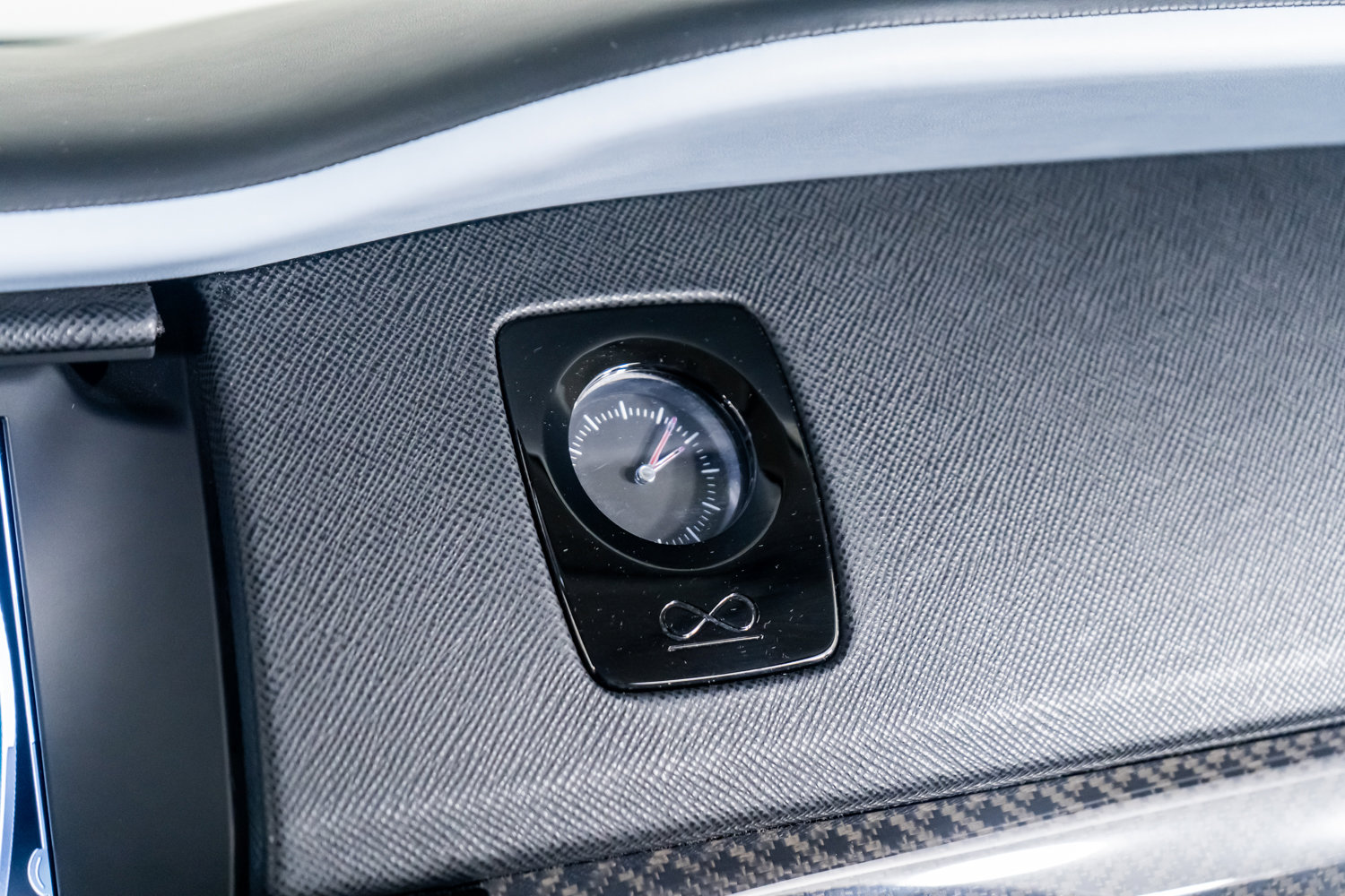 Used 2023 Rolls-Royce Cullinan Black Badge image 45