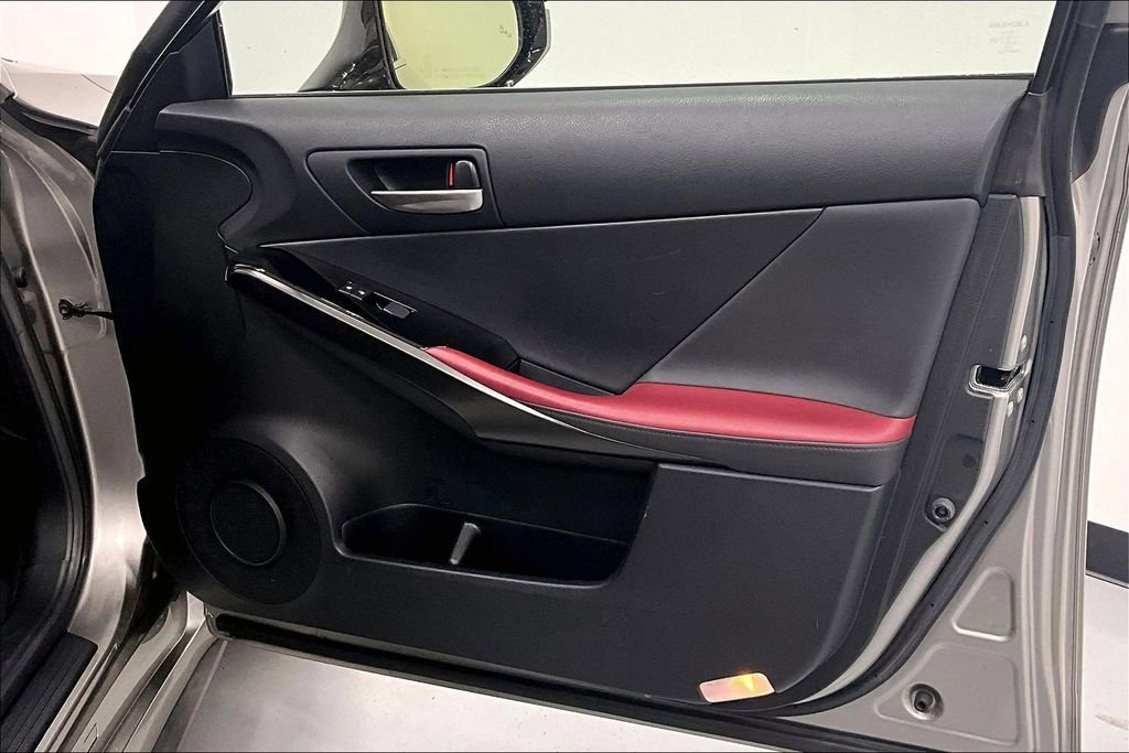 Used 2023 Lexus IS 300 w/ Comfort Package image 19