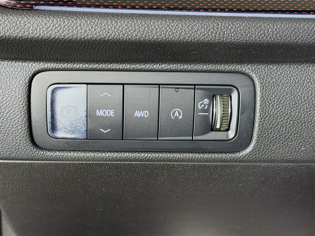 Used 2026 Chevrolet Traverse Z71 w/ Driver Confidence Package AWD/4WD image 11
