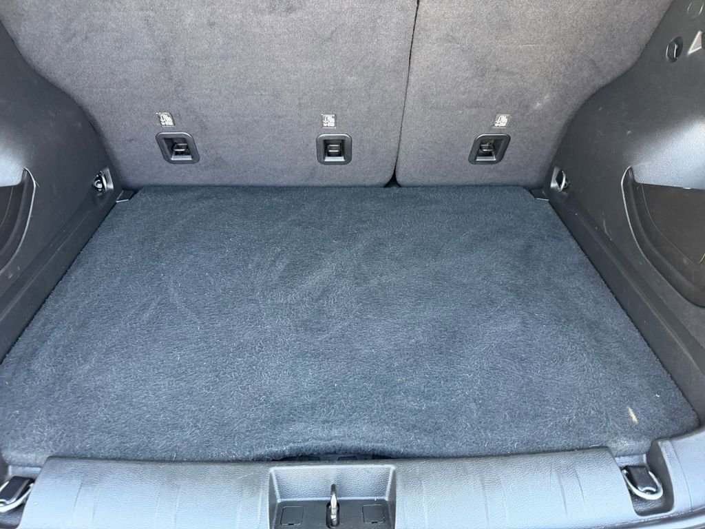 Used 2023 Jeep Renegade Trailhawk image 17