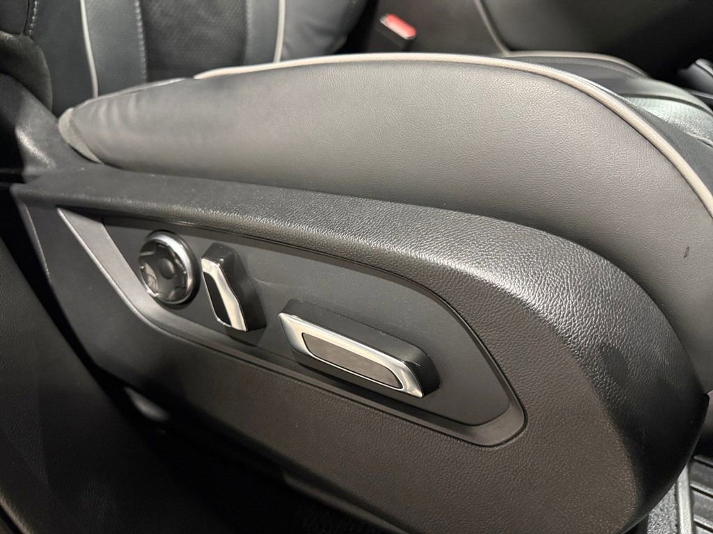 Used 2021 Acura RDX A-Spec image 15