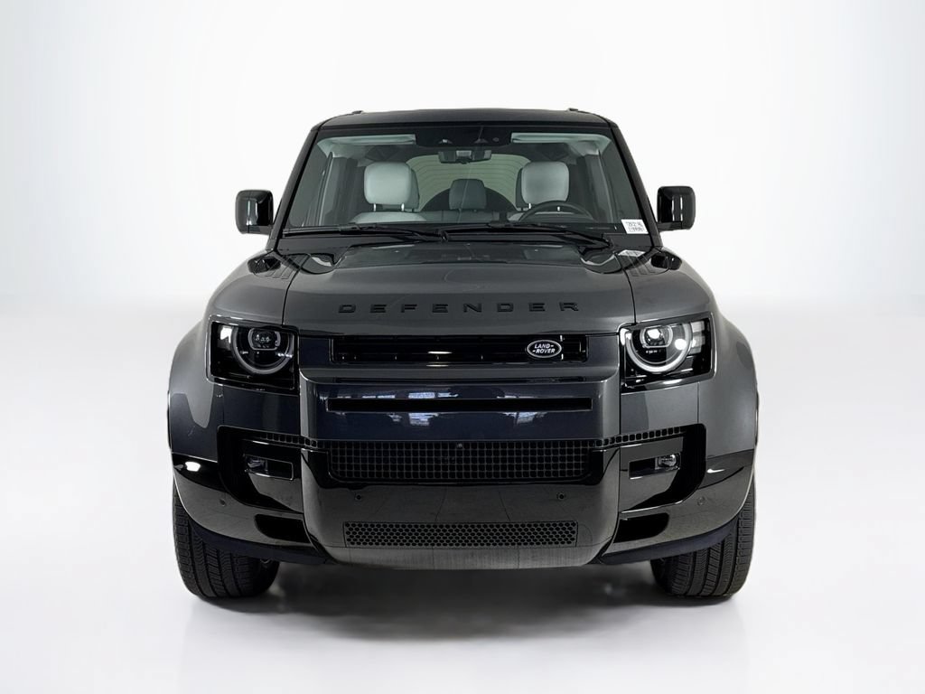 Used 2026 Land Rover Defender 110 X-Dynamic SE AWD/4WD image 8
